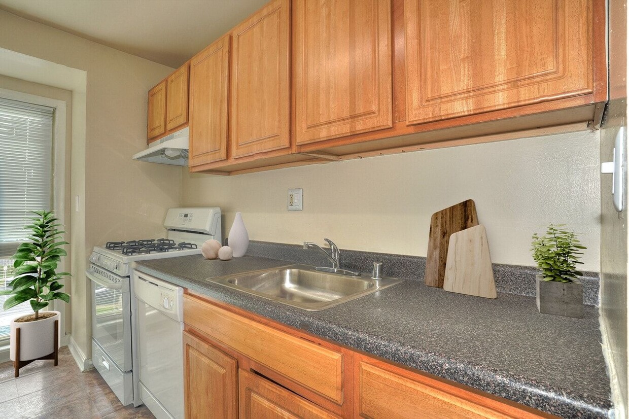 Cocina - Hickory Hill Apartments