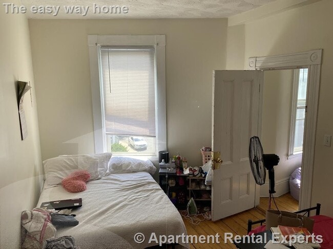 Photo - 117 Hampshire St Unit #2 Apartment