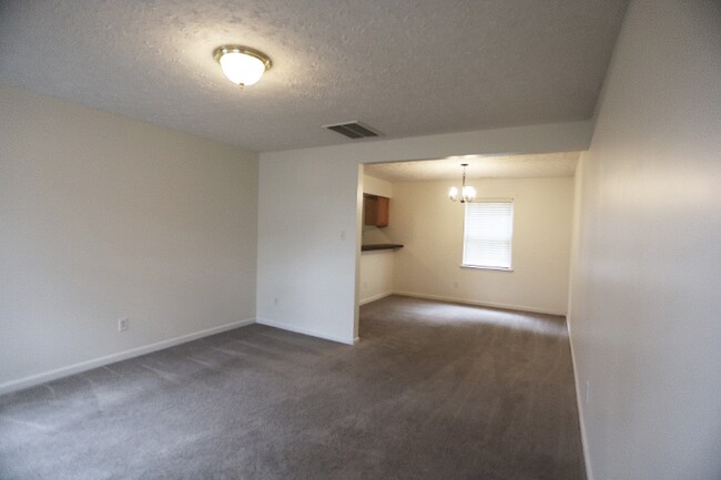 Foto del edificio - 4113 Tensity Dr