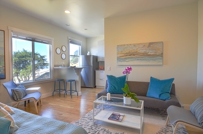 Photo - 4738 Balboa St Apartment