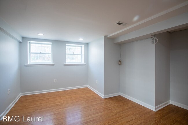 Building Photo - 3 br, 2 bath House - 1838 4th St NW (#B1)