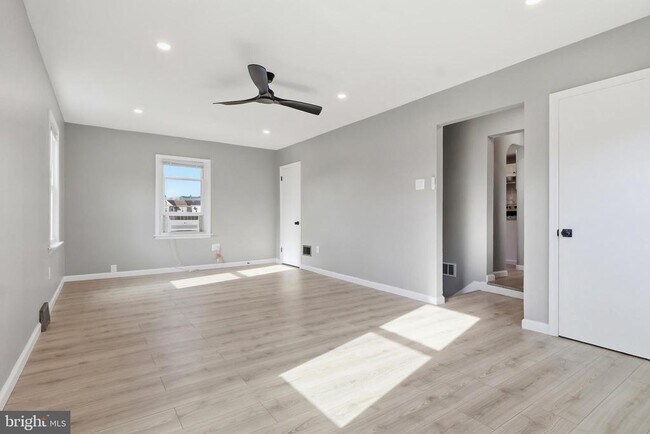 Foto del edificio - 219 N 3rd St