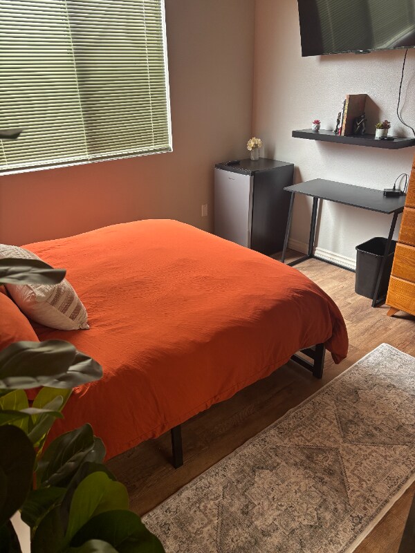 Foto del edificio - 4760 Sandalwood Way