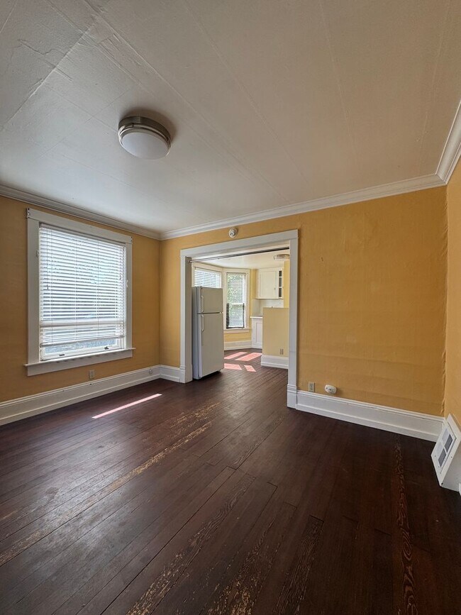 Foto del edificio - 402 N Anderson St