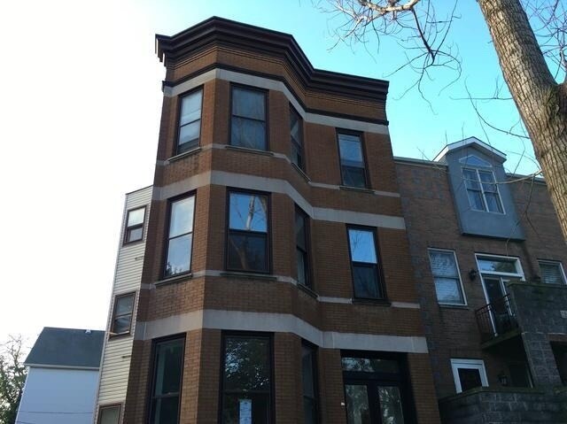 Primary Photo - 1503 W George St