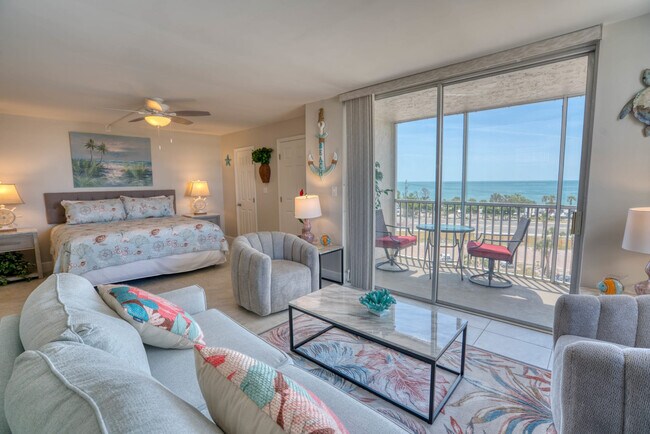 Foto del edificio - 5800 Bonita Beach Rd SW