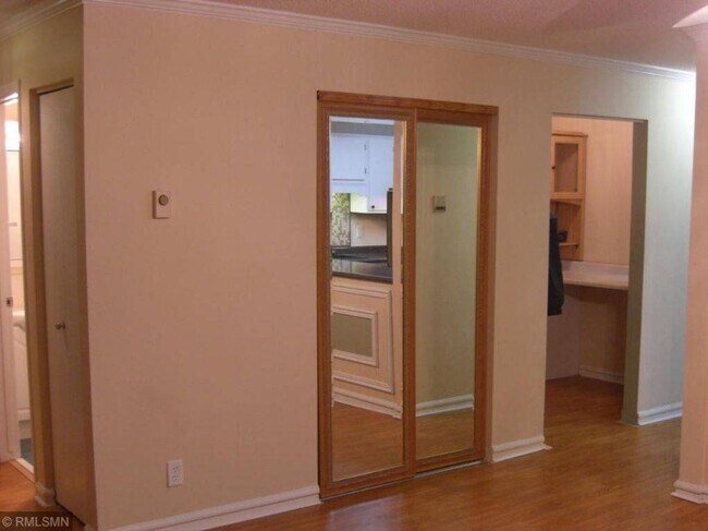 Foto del edificio - 925 30th Ave S