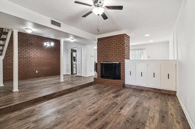 Building Photo - 1302 Summerwood Ln