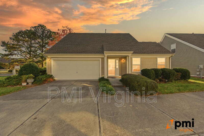 Foto principal - 1002 Nicklaus Dr