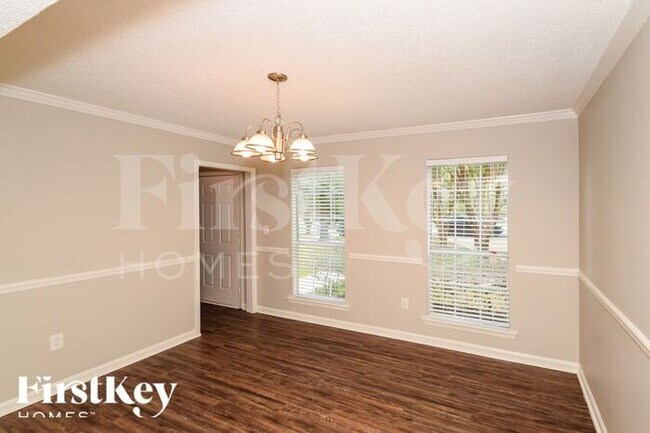 Foto del edificio - 122 Carriage Dr