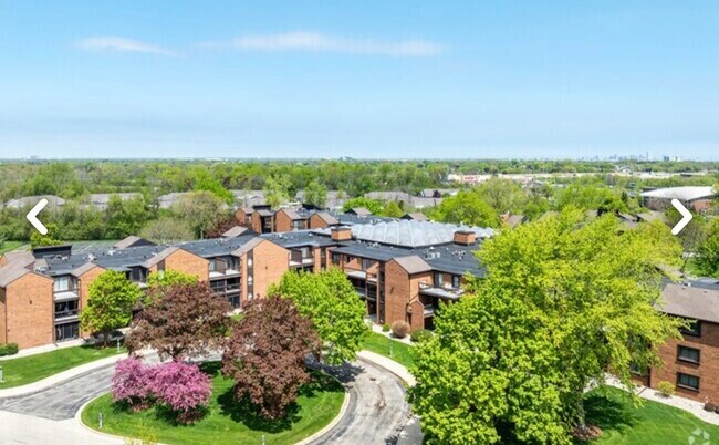 Foto del edificio - 5200 S Tuckaway Blvd