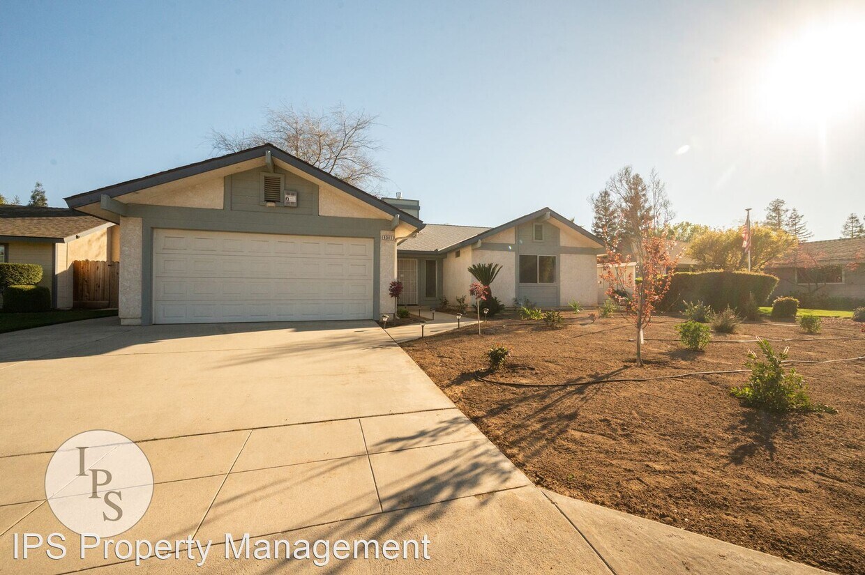 Foto principal - 3 br, 2 bath House - 4341 W. Paul Ave.