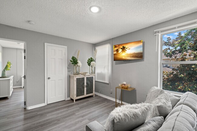 Foto del edificio - 511 16th St S