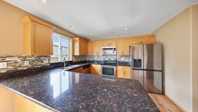 Foto del edificio - 3 Bed 2.5 Bath - 3 Car Garage - Groups -  ...