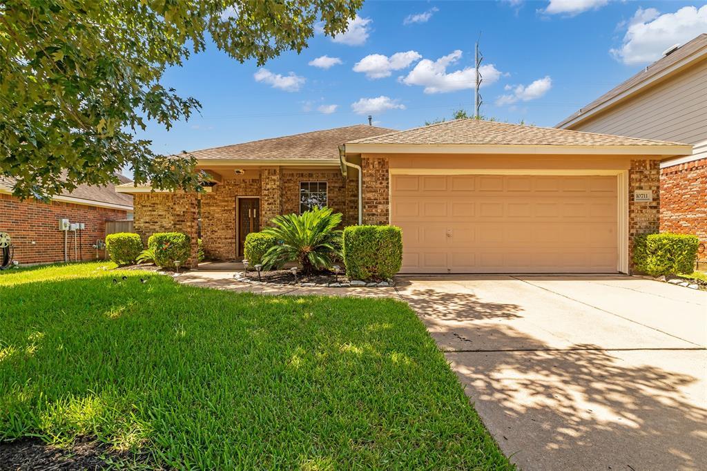 Primary Photo - 10711 Gilford Crest Dr