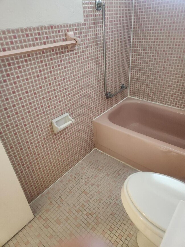 Foto del edificio - 626 Meridian Ave