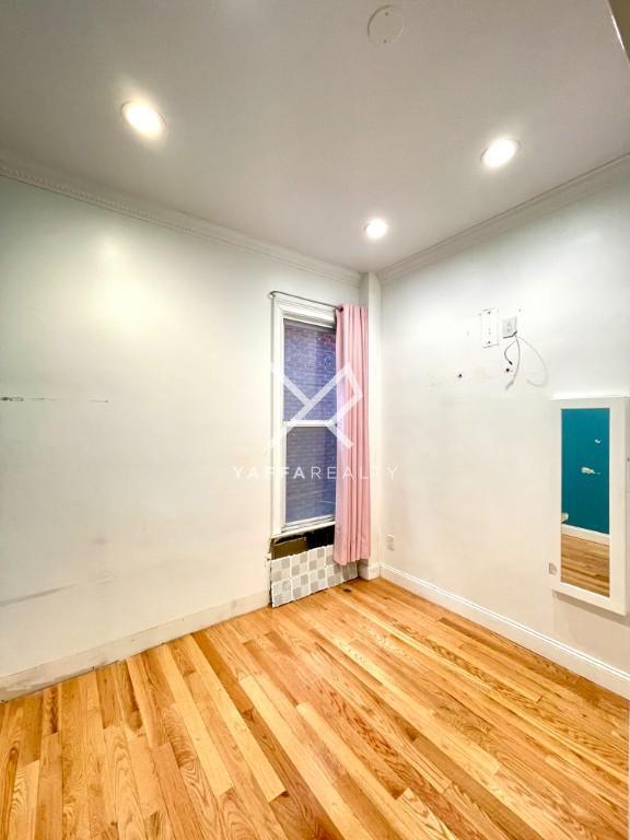 Building Photo - 3 bedroom in BROOKLYN NY 11225