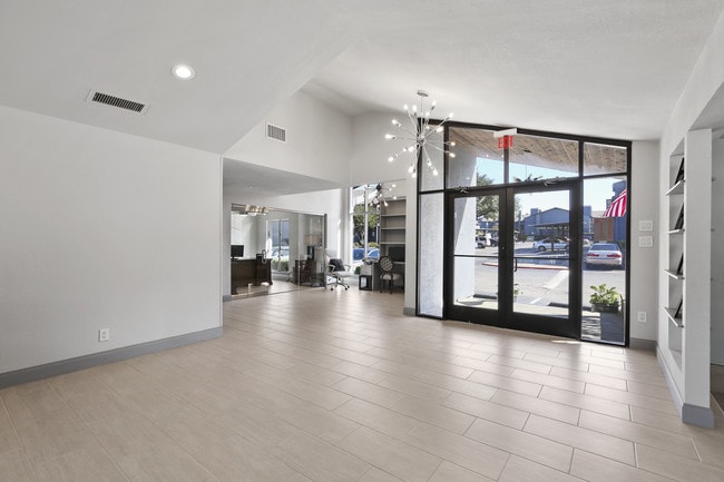 Leasing Office - The View at Lake Highlands
