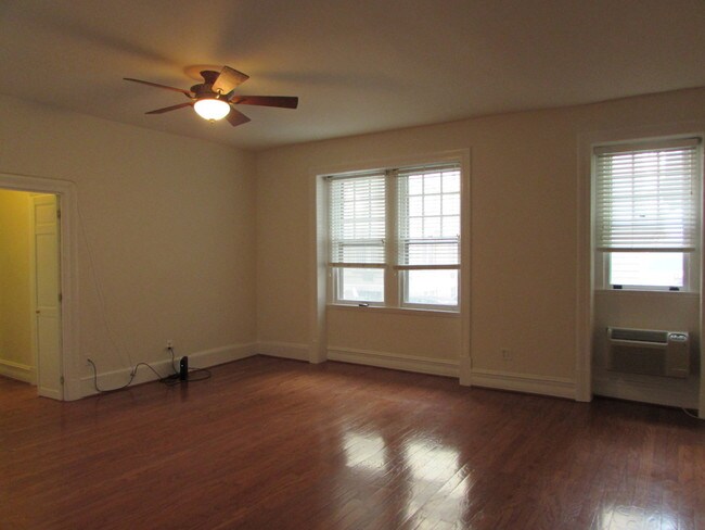 Foto del edificio - 3420 16th St NW