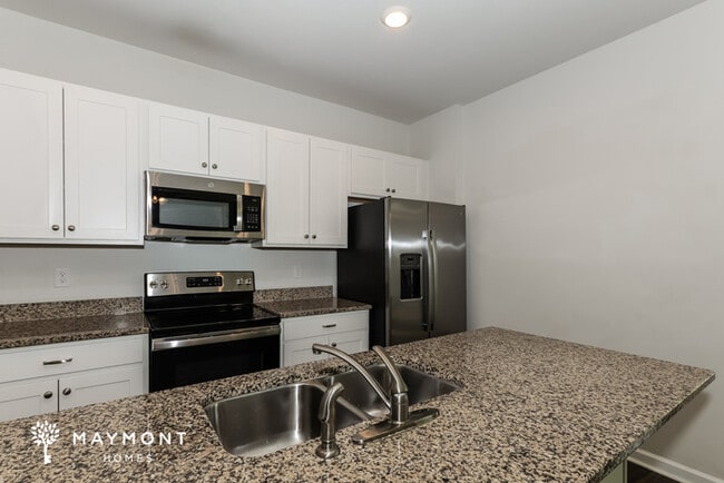 Building Photo - 163 Dorian Lp