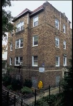 Building Photo - 2244 N Monticello Ave