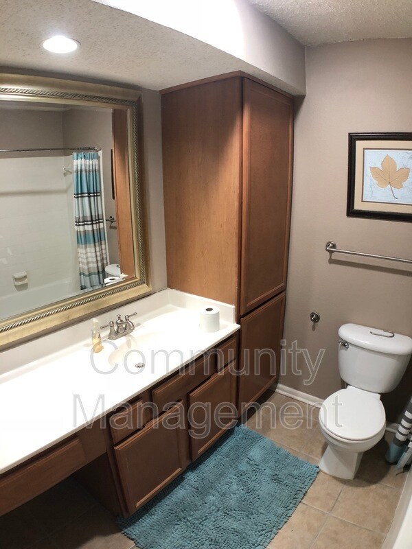 Foto del edificio - 8155 Jefferson Hwy