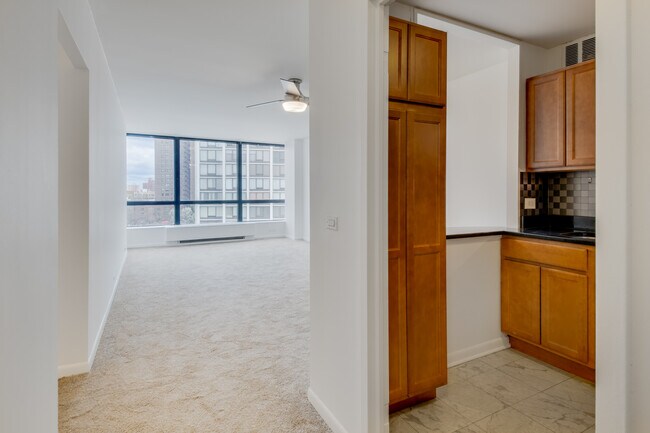 Foto del edificio - 5415 N Sheridan Rd