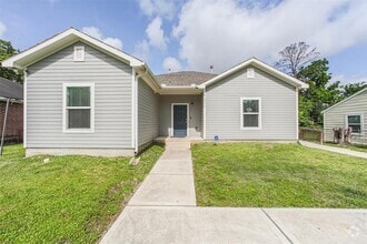 Building Photo - 10310 Chesterfield Dr