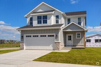 Building Photo - 1407 NE Savana Dr
