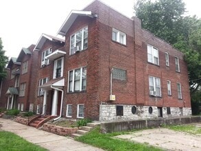 Building Photo - 3159 Bent Ave