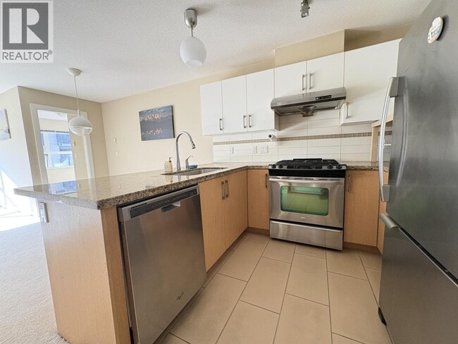 Photo du bâtiment - 6800 Eckersley Rd