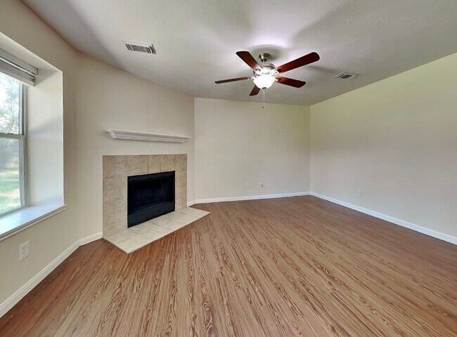 Foto del edificio - 3718 Lovers Ln