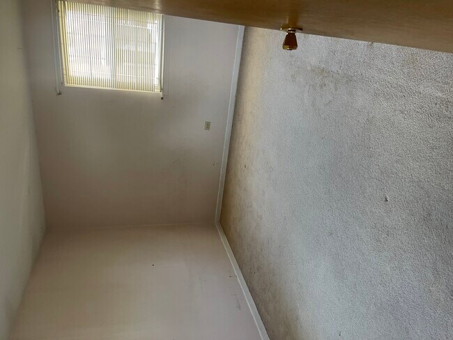 Foto del edificio - 1802 W Willow Ln