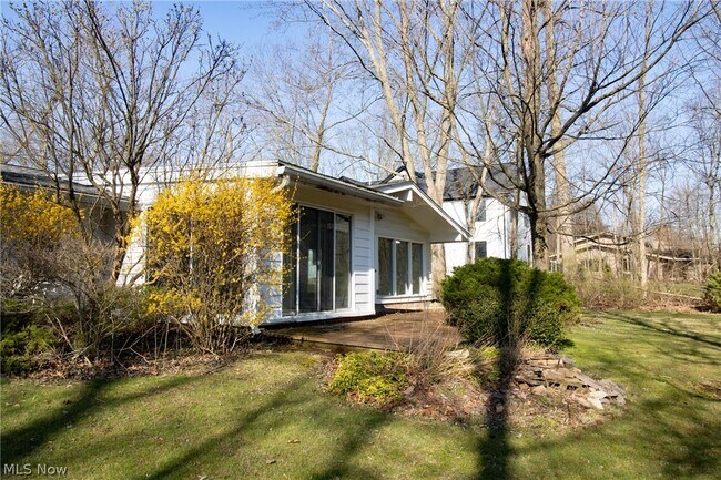 Foto del edificio - 28499 S Woodland Rd