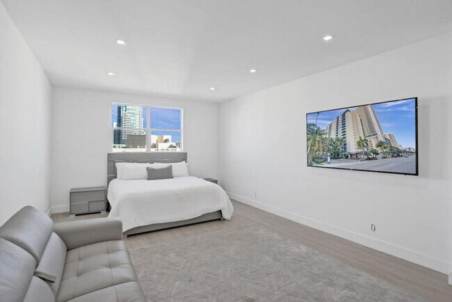 Foto del edificio - 4001 S Ocean Dr