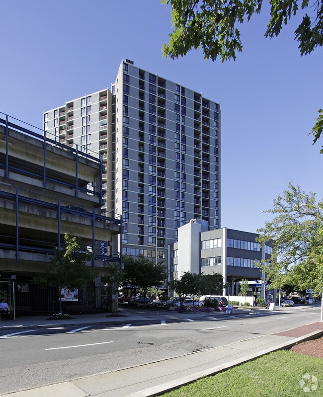 Low Apartments for Rent in Boston MA