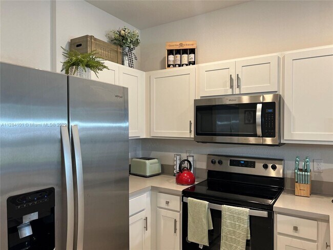 Foto del edificio - 76 Bandol St