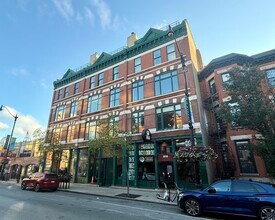 Building Photo - 2216 N Lincoln Ave