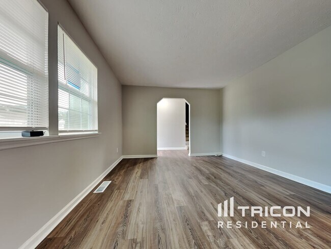 Foto del edificio - 6095 Marbut Rd