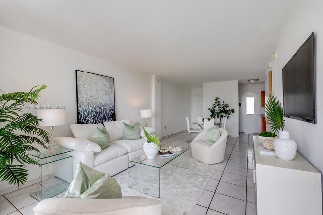 Foto del edificio - 1300 Lincoln Rd