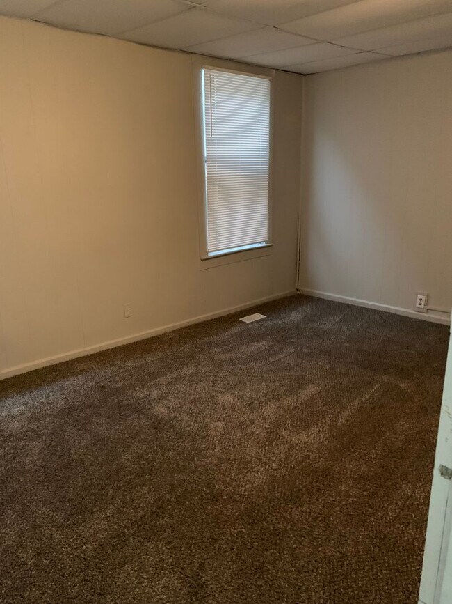 Building Photo - 1608 Fountain Ave