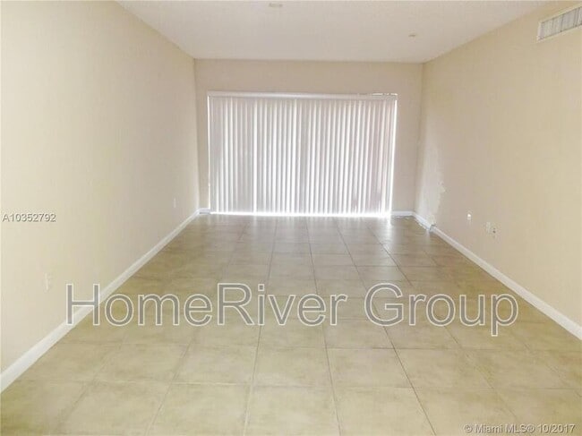Foto del edificio - 8267 SW 128th St