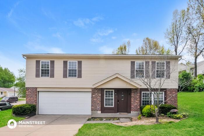 Foto principal - 1620 Colgate Dr, St Charles, MO 63303