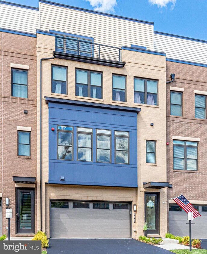 42460 Mildred Landing Square, Brambleton, VA 20148 Townhome Rentals