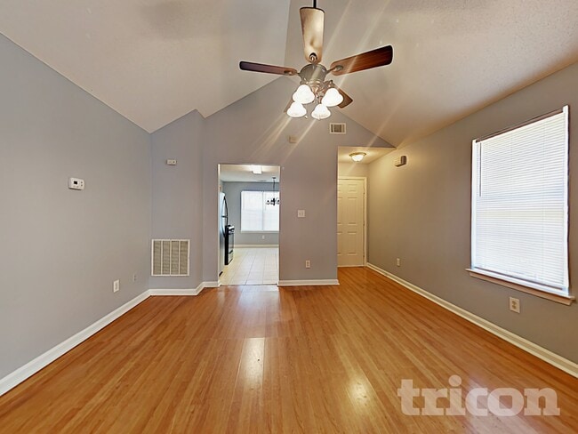 Foto del edificio - 1049 Charlbury Pl