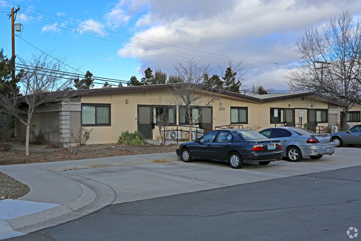 Building Photo - Tom Sawyer Village