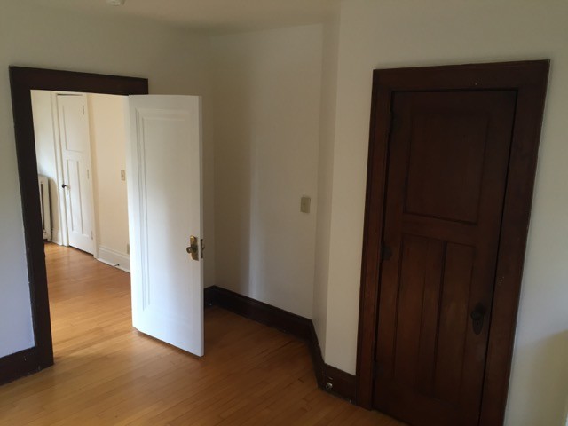 Building Photo - 1342 MORRISON St
