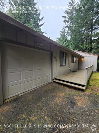 Building Photo - 175 The Pines