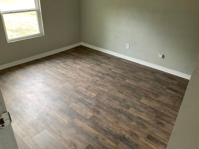 Building Photo - Complete Remodeled home for rent in great ...