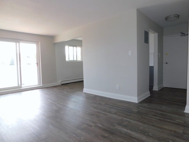 Living Room - 295 Home St
